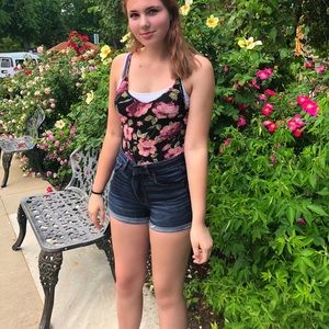 American Eagle super high-rise shortie shorts